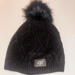 UGG toboggan